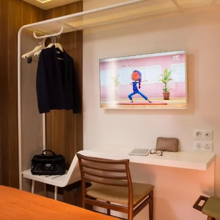 Hotel Eiffel Turenne 3*