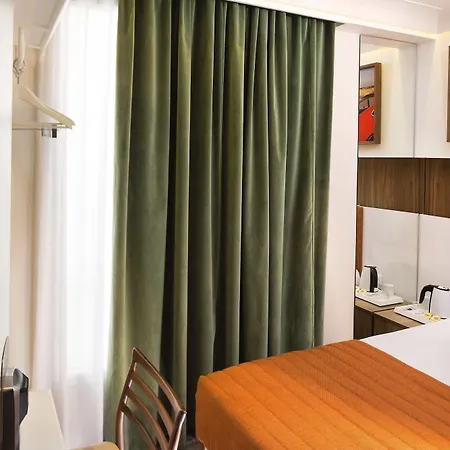 Hotel Eiffel Turenne