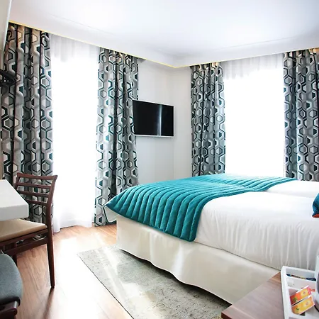 Hotel Eiffel Turenne 3*