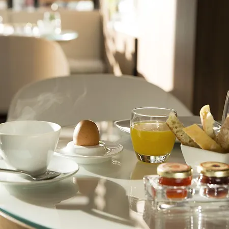 Eiffel Turenne Hotel Paris
