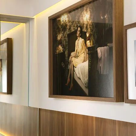 Eiffel Turenne מלון פריז