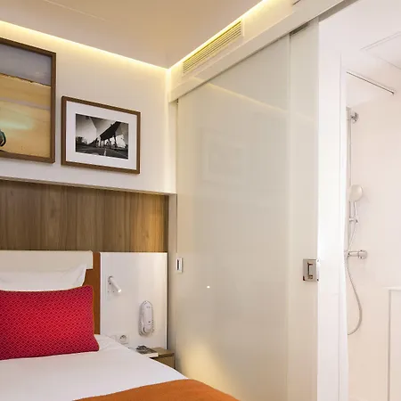 エッフェル トゥルンヌ ホテル パリ