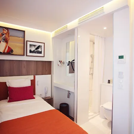 Hotel Eiffel Turenne 3*