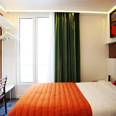 Eiffel Turenne פריז