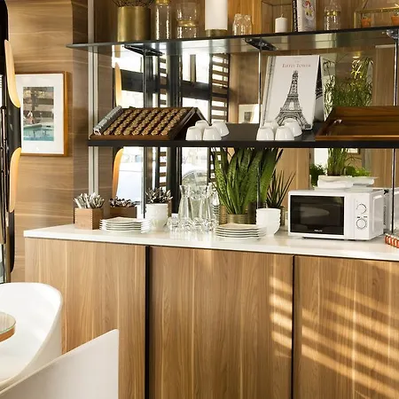 Eiffel Turenne Hotel 3*