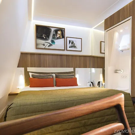 Hotel Eiffel Turenne 3*