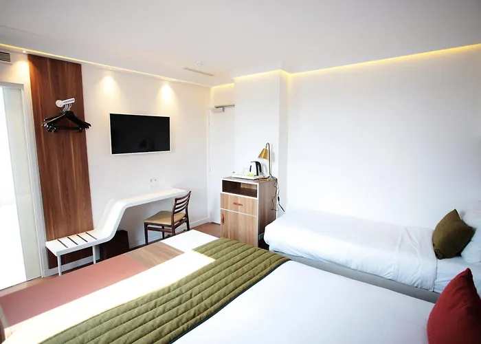 エッフェル トゥルンヌ ホテル