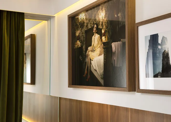 エッフェル トゥルンヌ ホテル パリ