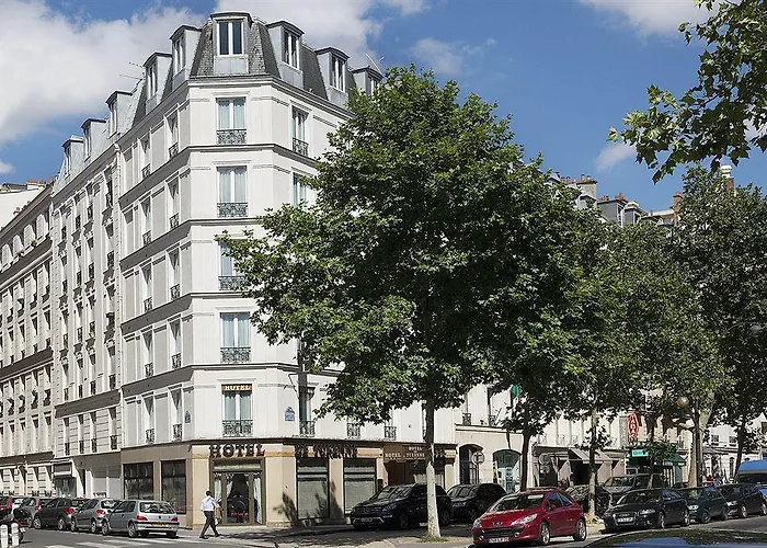 Hotel Eiffel Turenne 3*