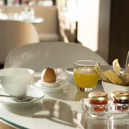 Eiffel Turenne Hotel Paris