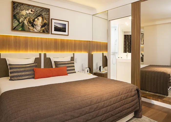 에펠 튀렌 3* 파리